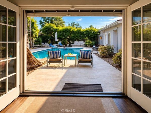 6254 Agnes Avenue, North Hollywood, CA 91606