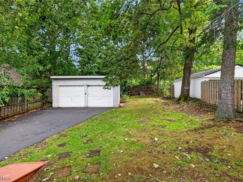 1629 Ivydale Road, Cleveland Heights, OH 44118 Photo 8