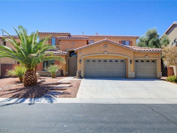 8925 Monte Oro Drive, Las Vegas, NV 89131