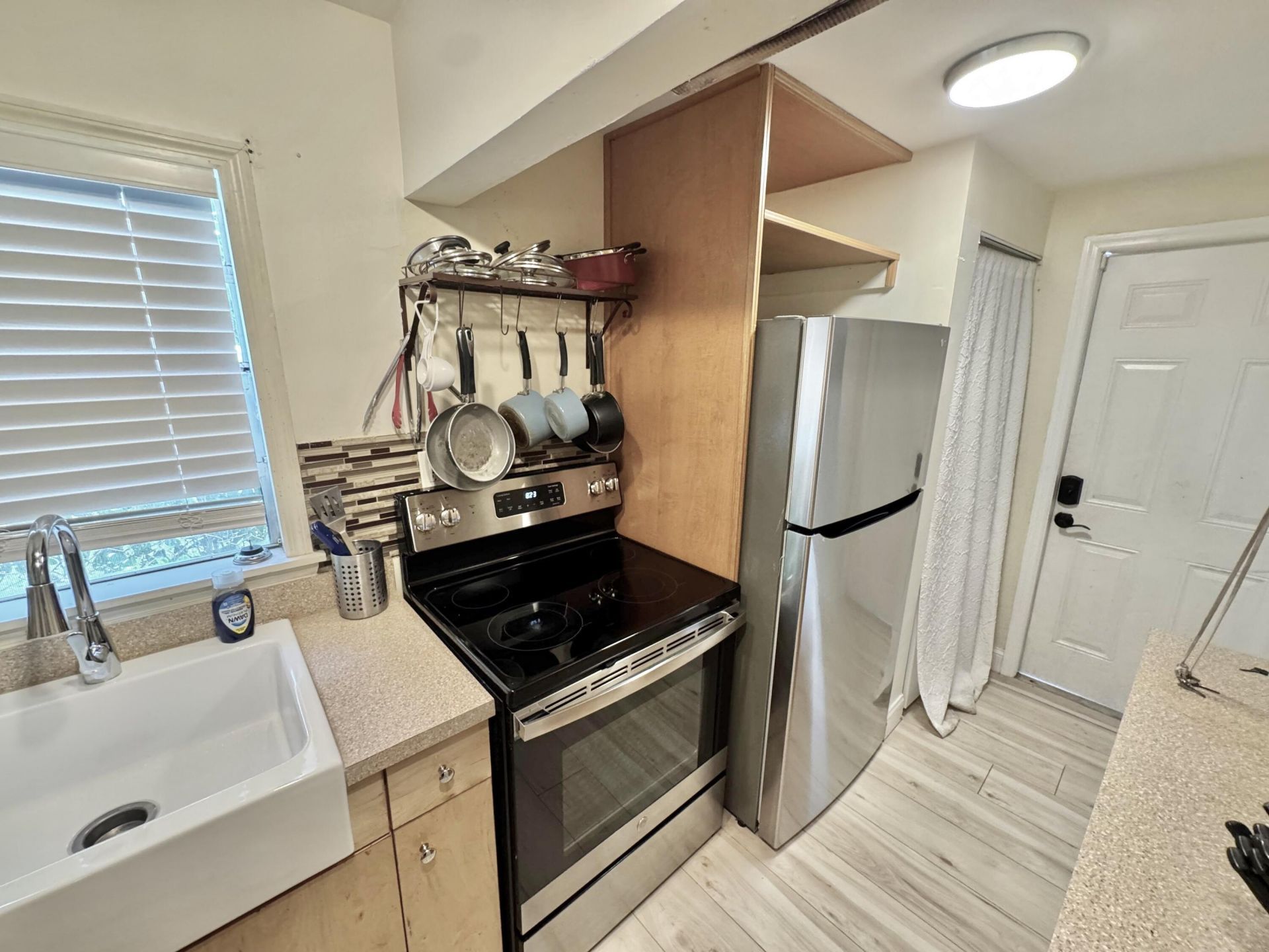17 S D Street, Lake Worth Beach, FL 33460 Photo