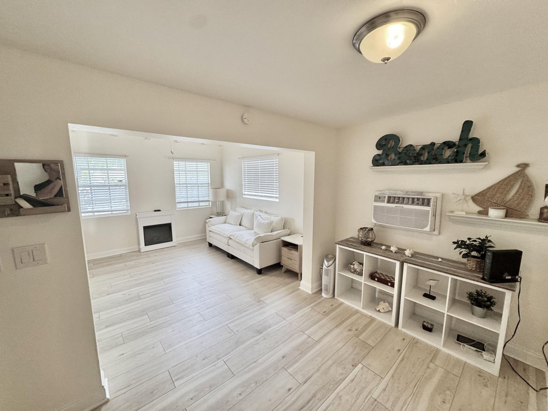 17 S D Street, Lake Worth Beach, FL 33460 Photo