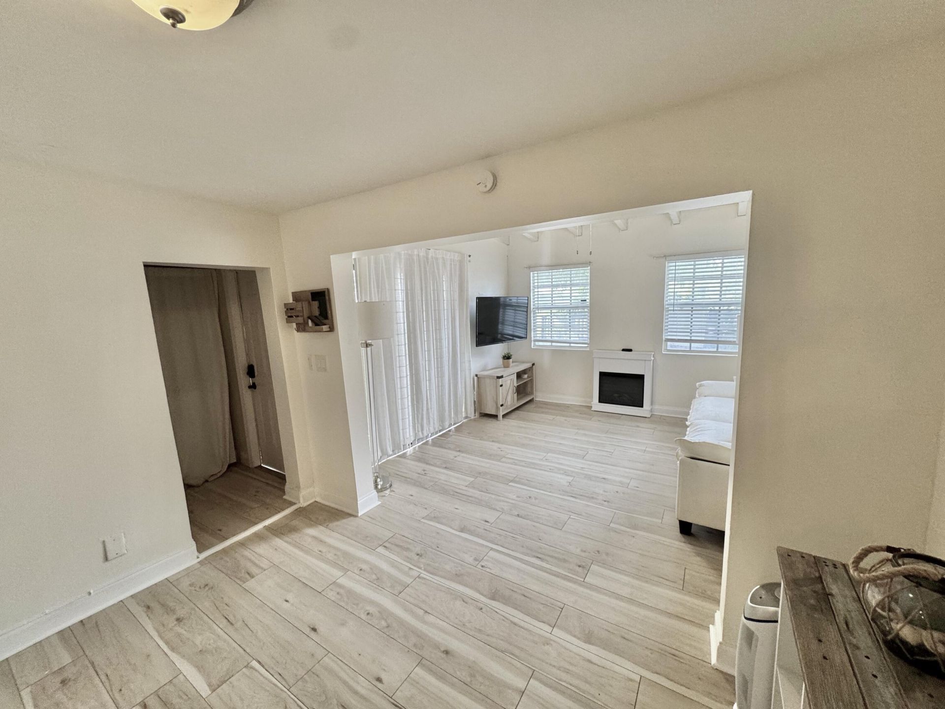 17 S D Street, Lake Worth Beach, FL 33460 Photo