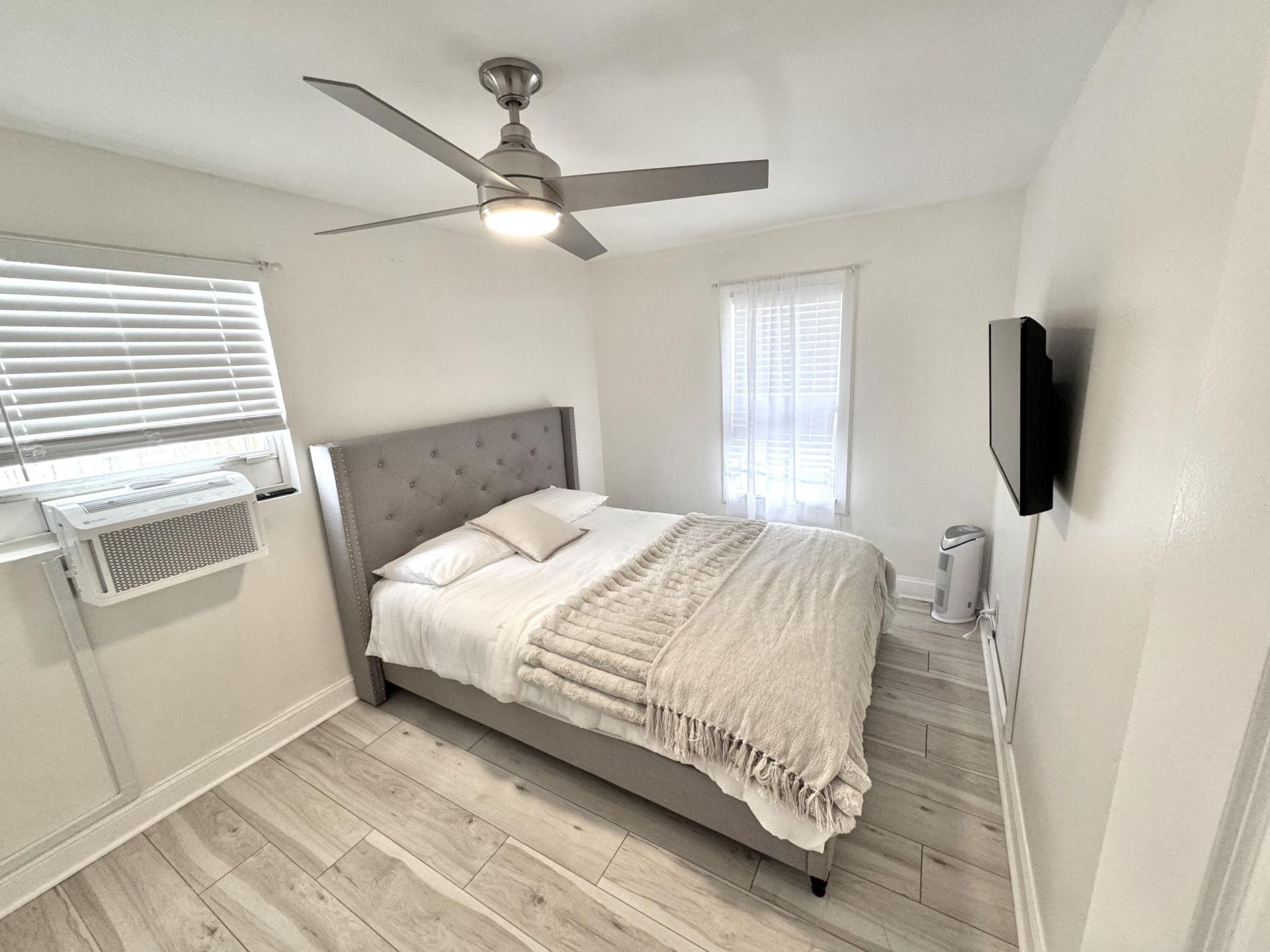 17 S D Street, Lake Worth Beach, FL 33460 Photo