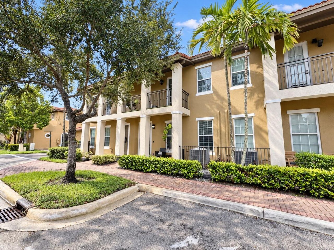14749 SW 11th Court, Pembroke Pines, FL 33027 Photo