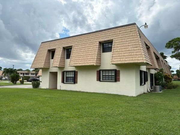 4183 Oak Terrace Drive, Greenacres, FL 33463