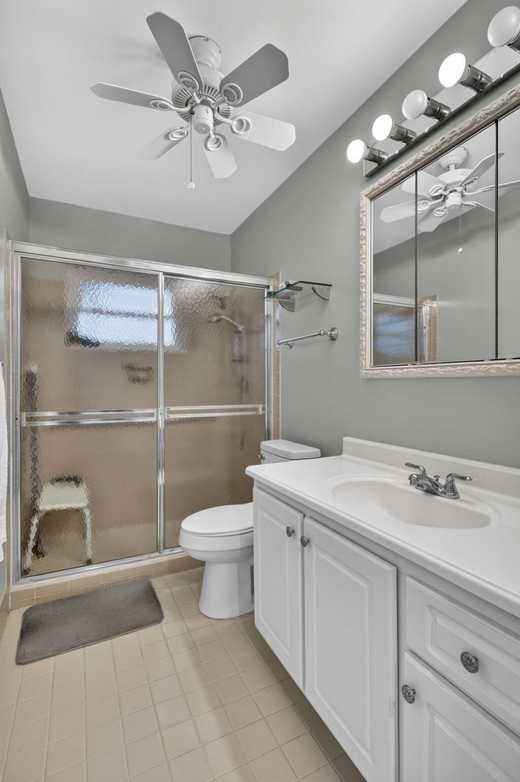 5730 Fernley Drive E, Unit 43, West Palm Beach, FL 33415 Photo