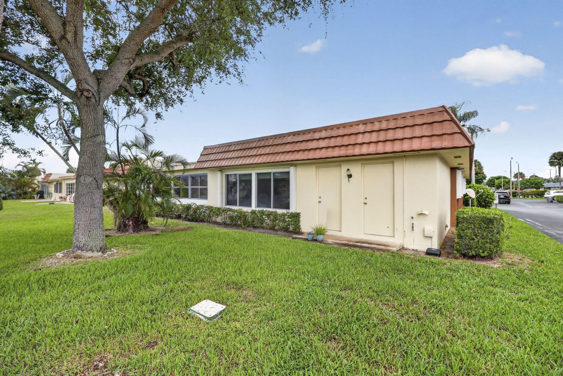 5730 Fernley Drive E, Unit 43, West Palm Beach, FL 33415 Photo