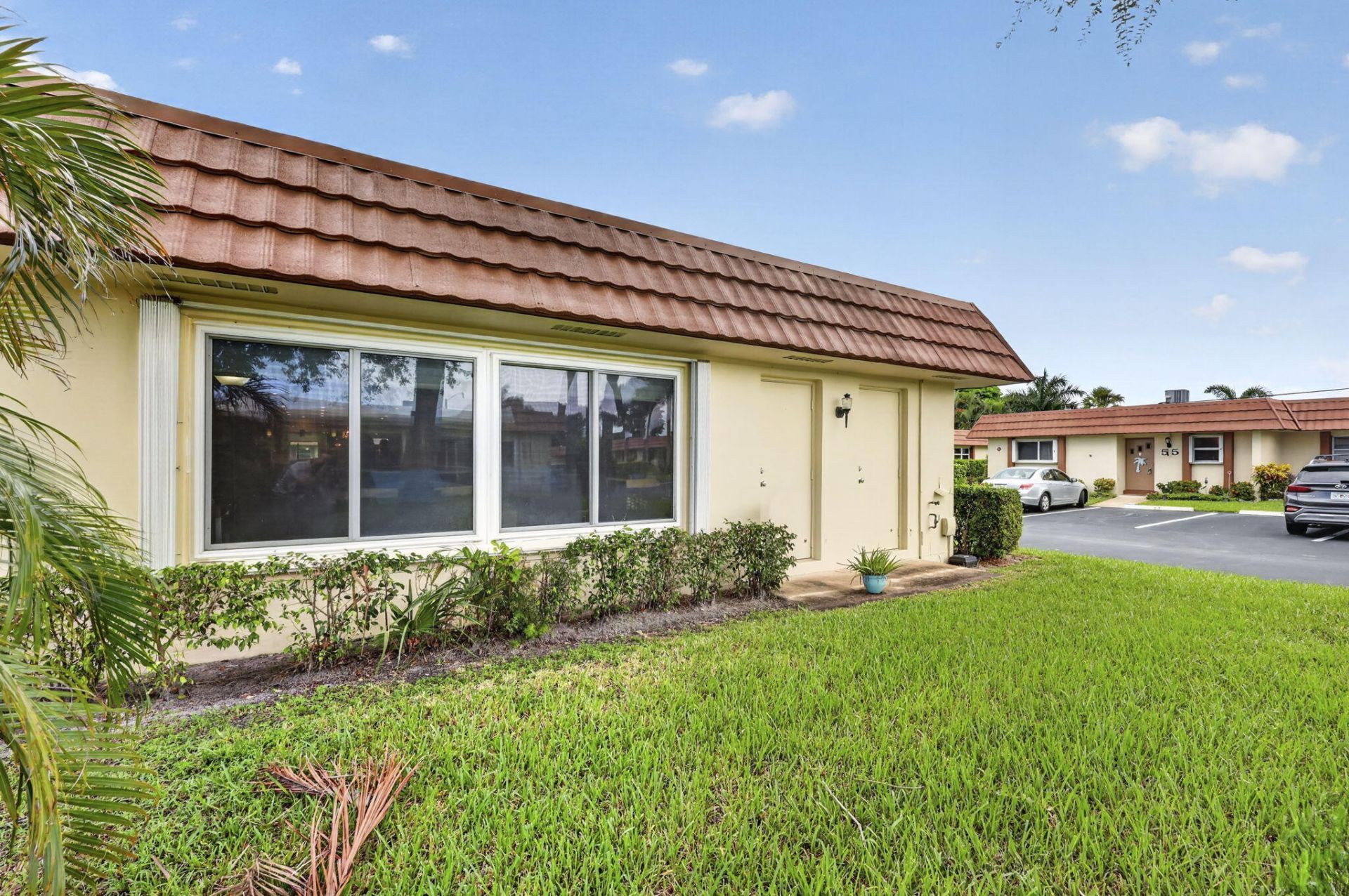 5730 Fernley Drive E, Unit 43, West Palm Beach, FL 33415 Photo