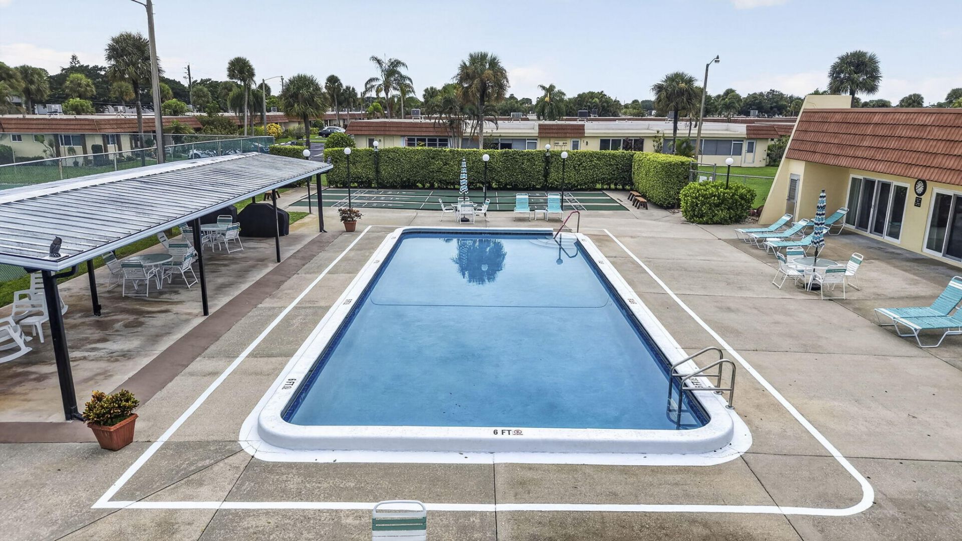5730 Fernley Drive E, Unit 43, West Palm Beach, FL 33415 Photo