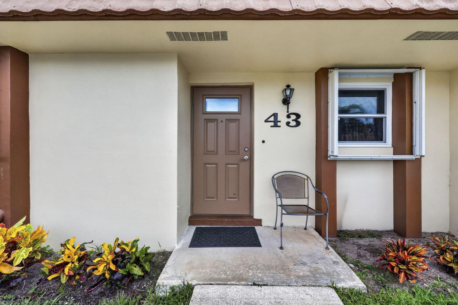 5730 Fernley Drive E, Unit 43, West Palm Beach, FL 33415 Photo