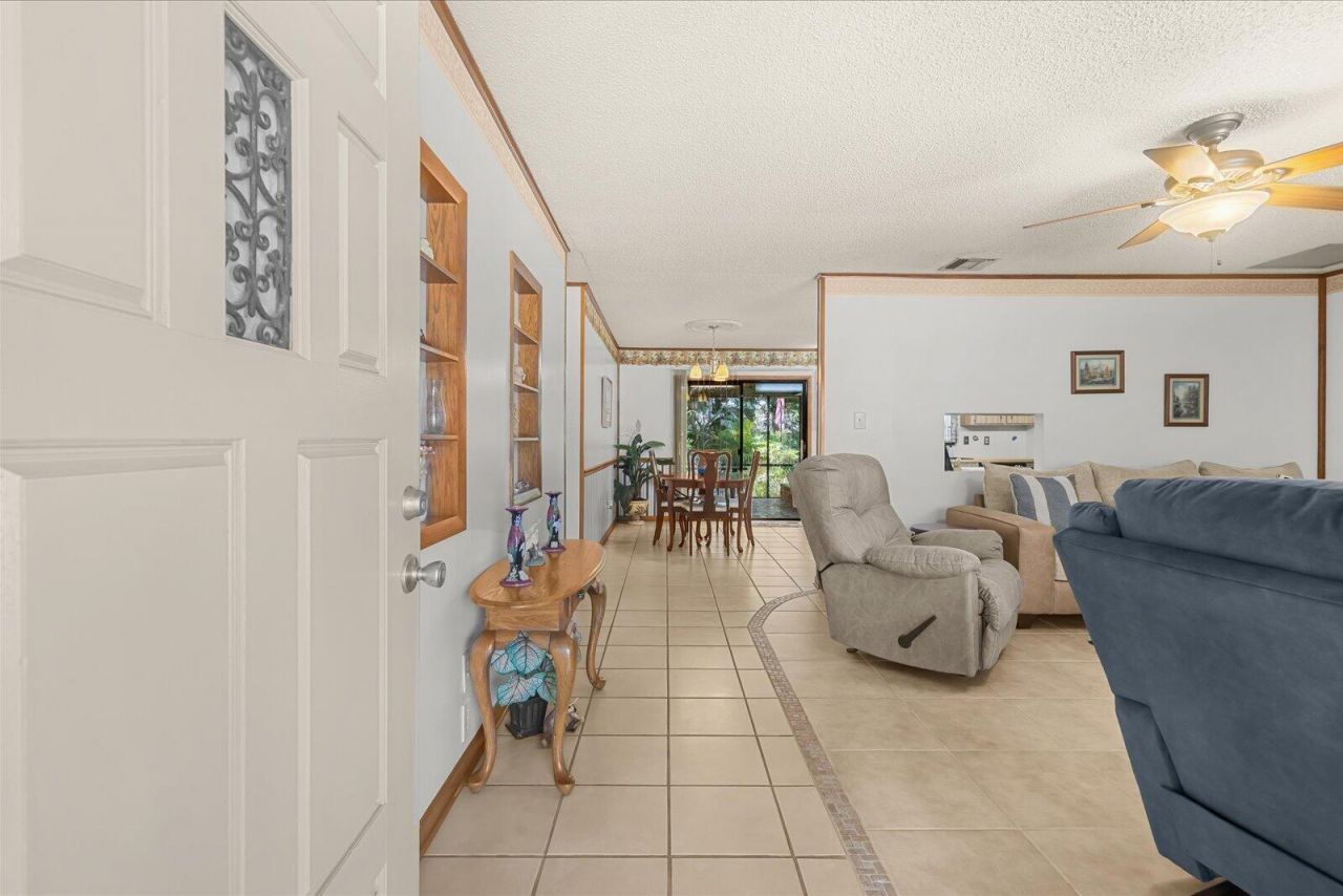 351 Baysinger Avenue, Fort Pierce, FL 34982 Photo