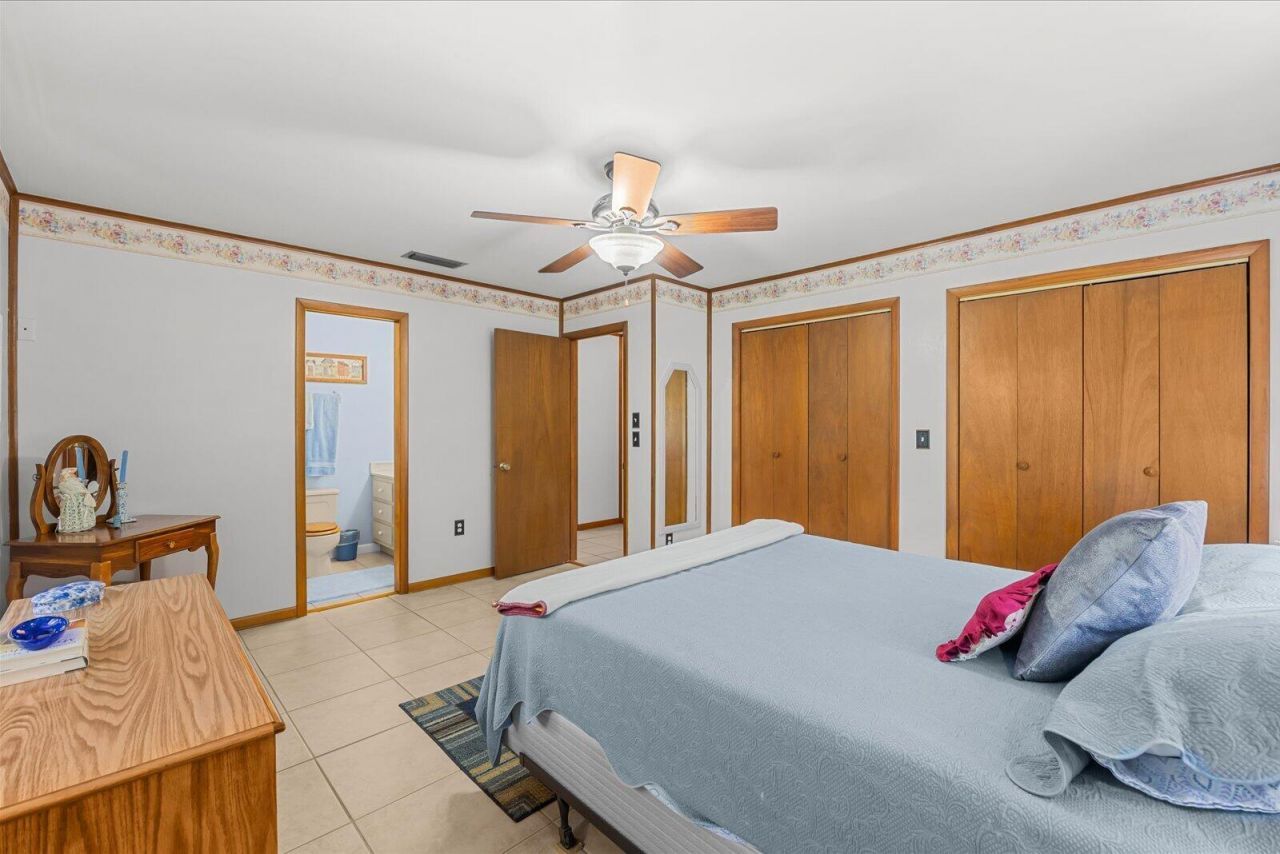 351 Baysinger Avenue, Fort Pierce, FL 34982 Photo