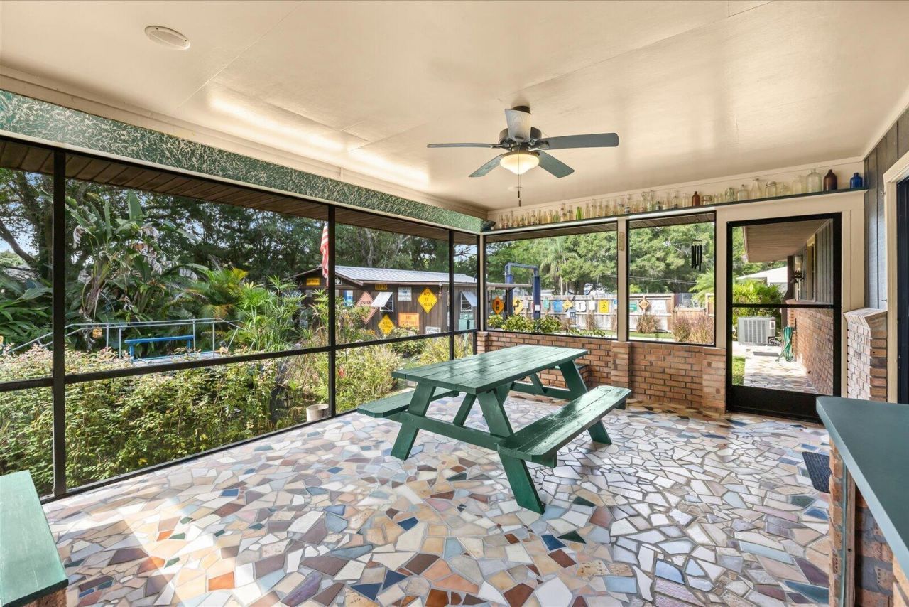 351 Baysinger Avenue, Fort Pierce, FL 34982 Photo