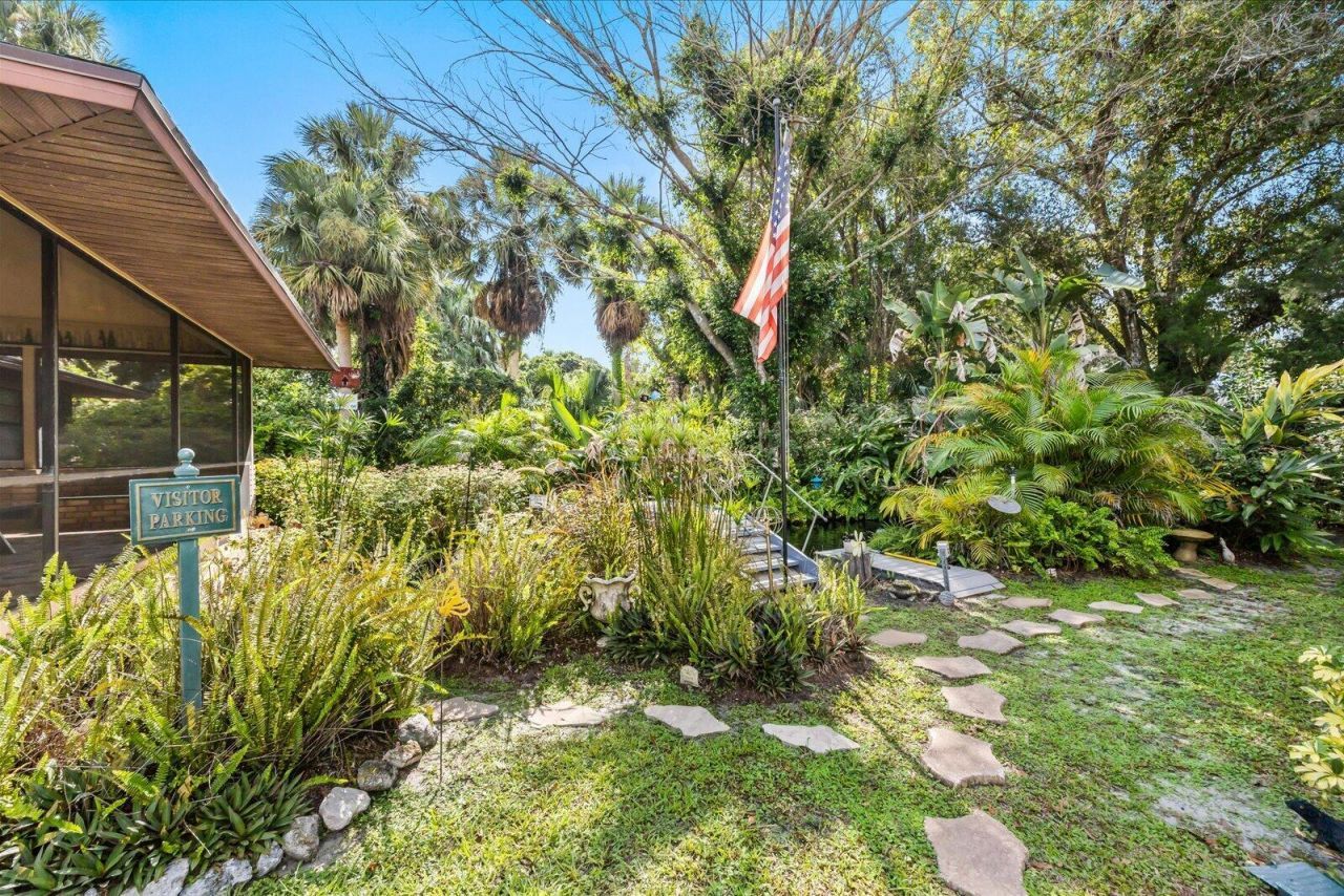 351 Baysinger Avenue, Fort Pierce, FL 34982 Photo