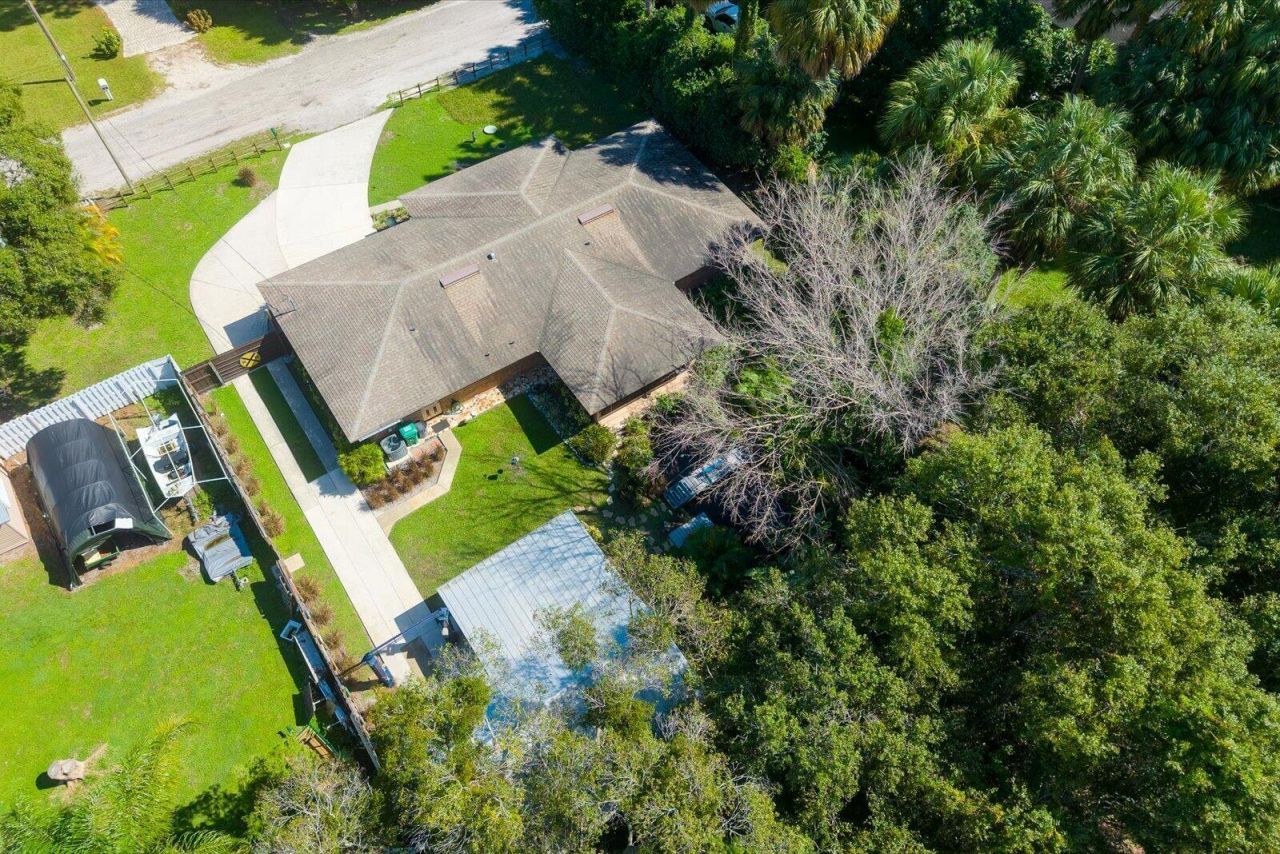351 Baysinger Avenue, Fort Pierce, FL 34982 Photo