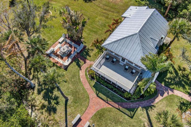 1935 Quay Dock Road, Vero Beach, FL 32967 Photo