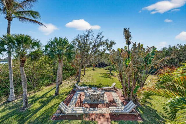 1935 Quay Dock Road, Vero Beach, FL 32967 Photo