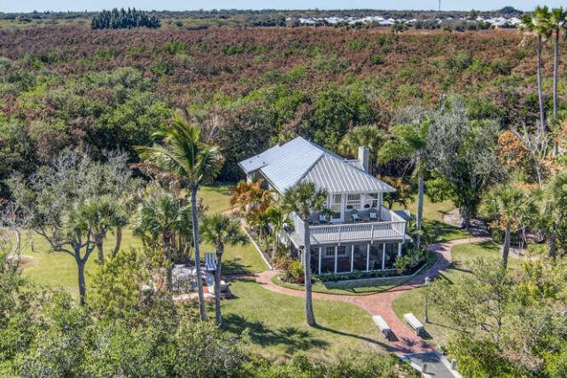 1935 Quay Dock Road, Vero Beach, FL 32967 Photo