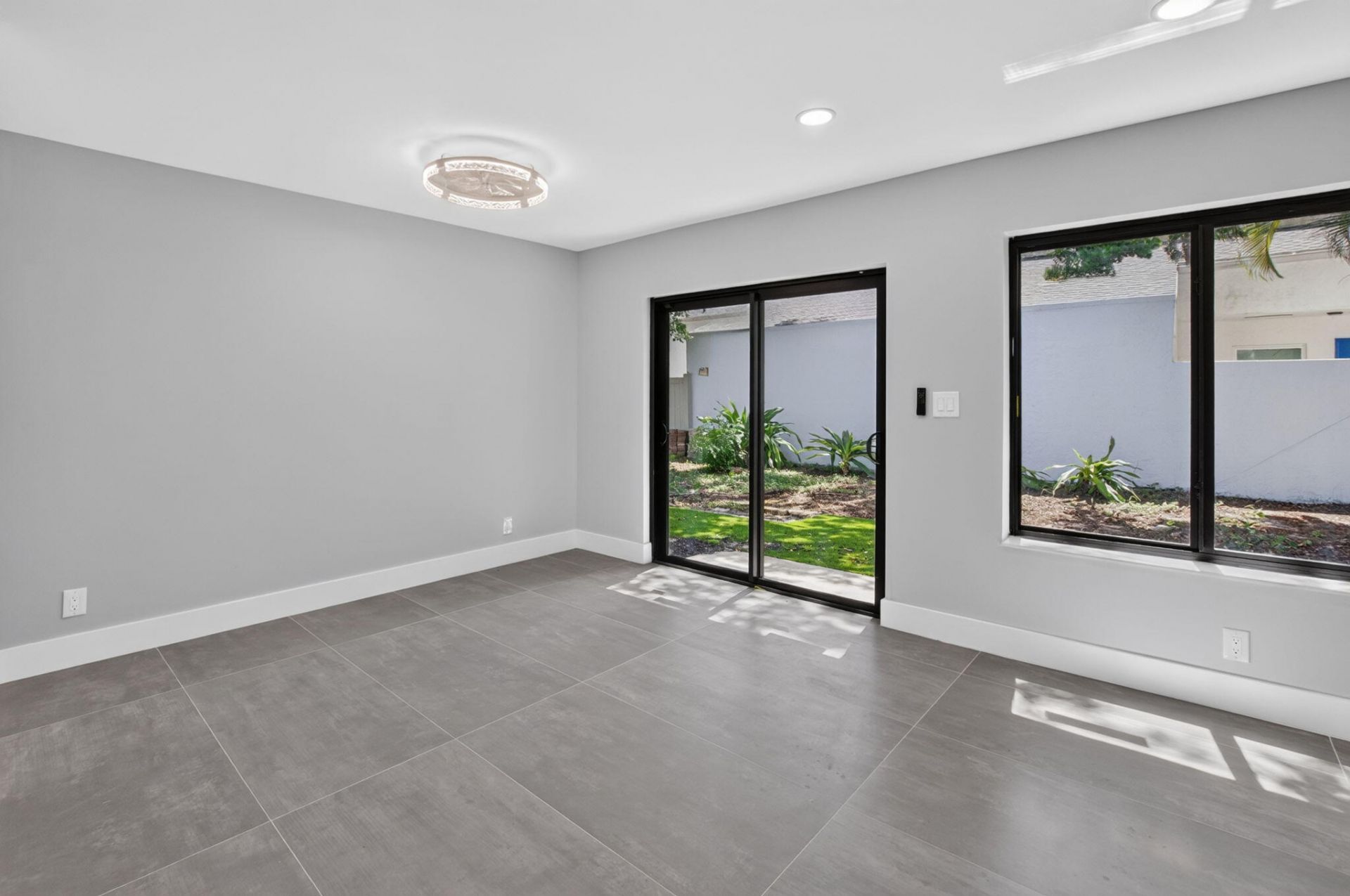 905 NW 21st Way, Delray Beach, FL 33445 Photo