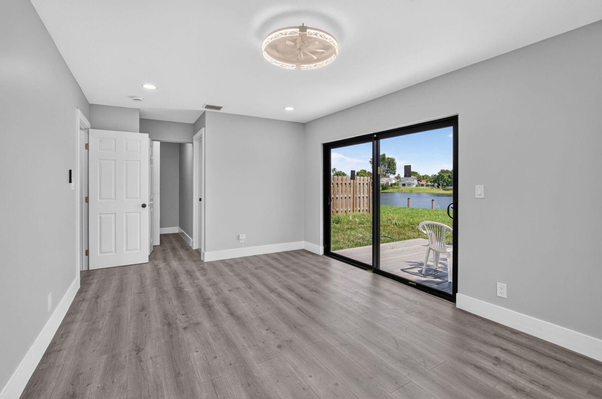 905 NW 21st Way, Delray Beach, FL 33445 Photo
