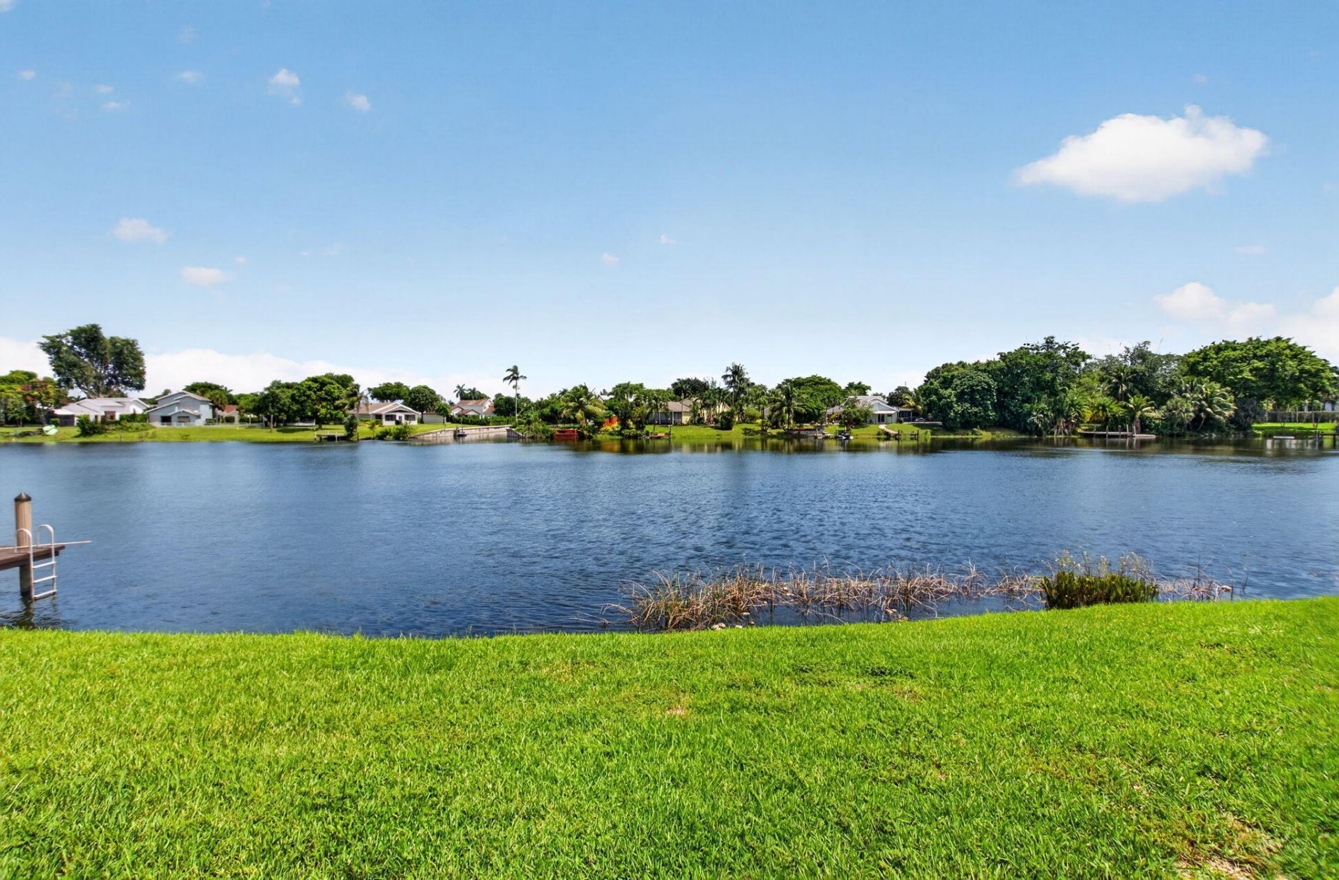 905 NW 21st Way, Delray Beach, FL 33445 Photo