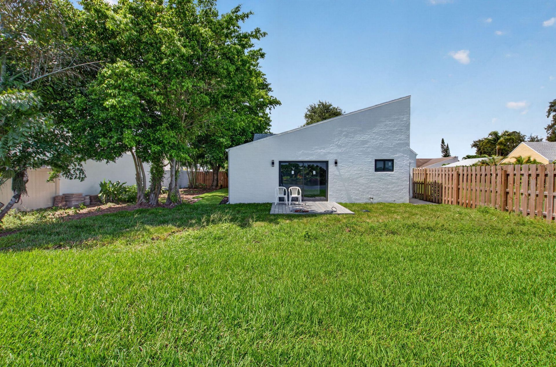 905 NW 21st Way, Delray Beach, FL 33445 Photo