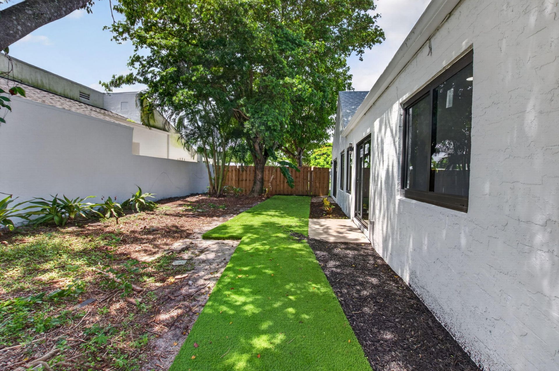 905 NW 21st Way, Delray Beach, FL 33445 Photo