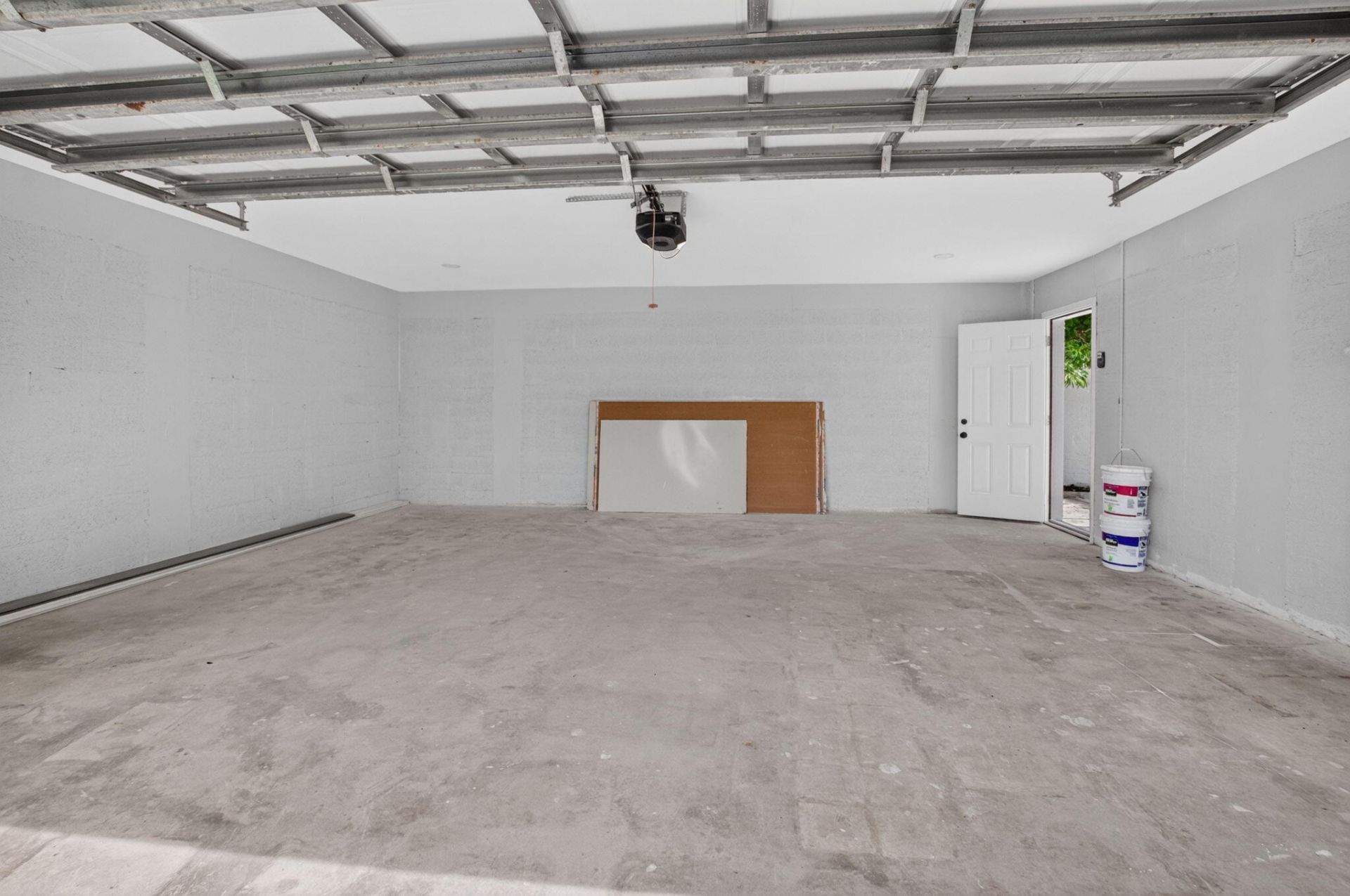 905 NW 21st Way, Delray Beach, FL 33445 Photo