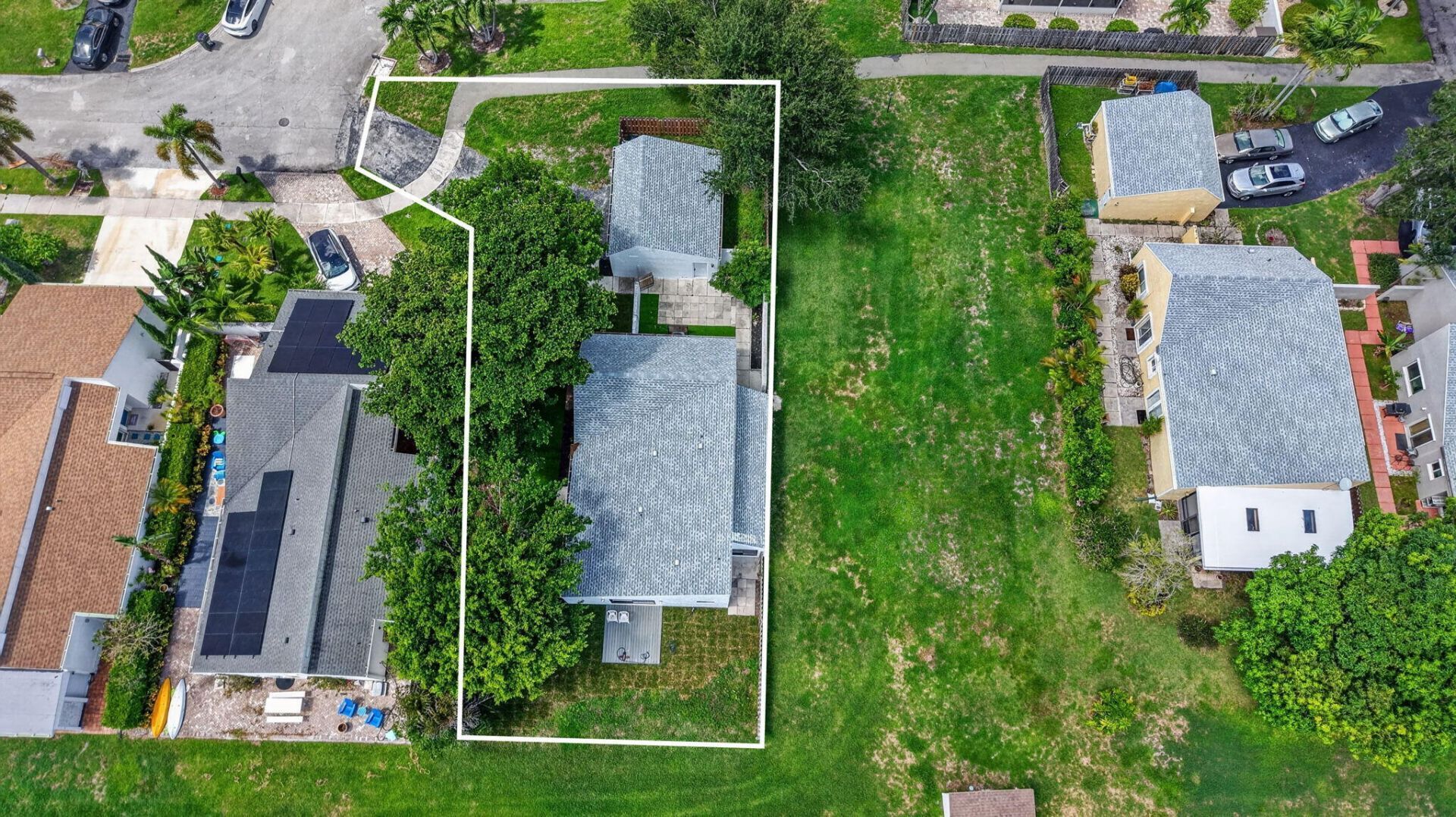 905 NW 21st Way, Delray Beach, FL 33445 Photo