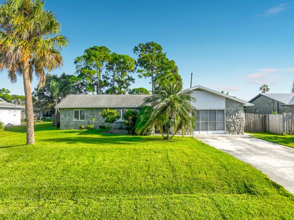 155 SW EXMORE Avenue, Port St. Lucie, FL 34983