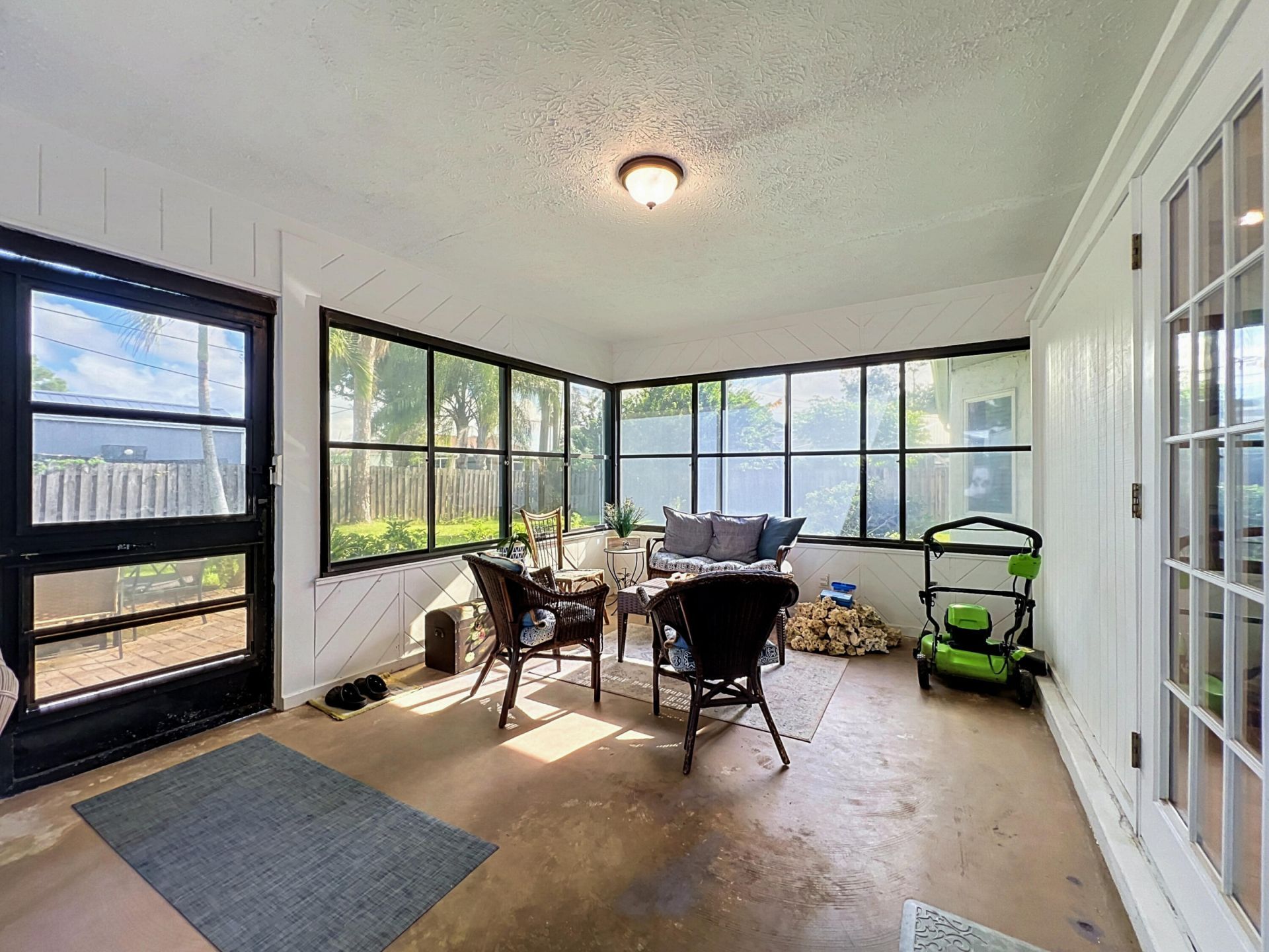155 SW Exmore Avenue, Port Saint Lucie, FL 34983 Photo