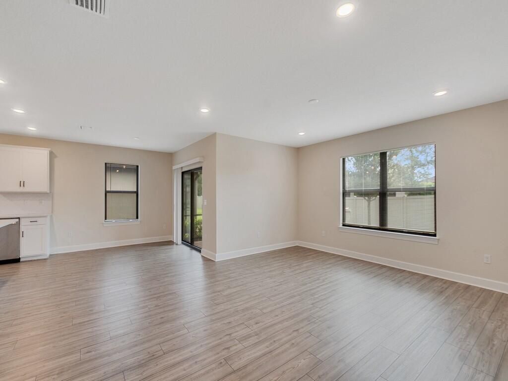 5288 Jasper Square, Vero Beach, FL 32967 Photo