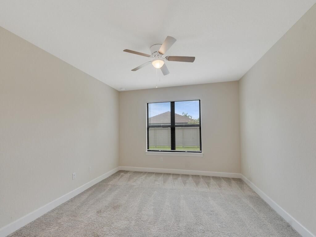 5288 Jasper Square, Vero Beach, FL 32967 Photo