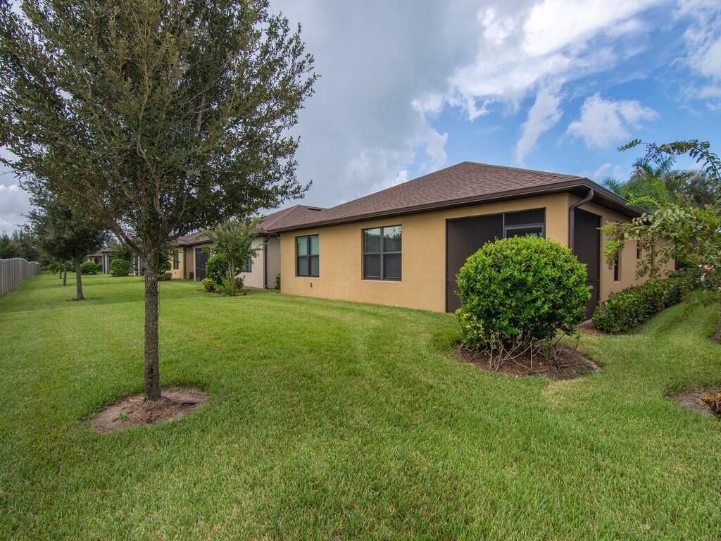 5288 Jasper Square, Vero Beach, FL 32967 Photo