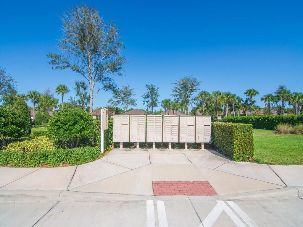 5288 Jasper Square, Vero Beach, FL 32967 Photo
