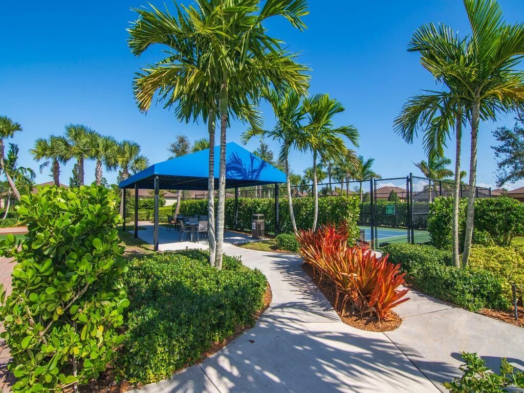 5288 Jasper Square, Vero Beach, FL 32967 Photo