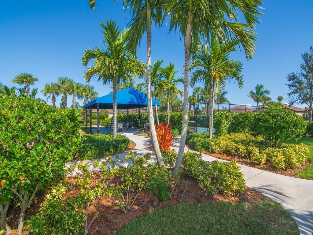 5288 Jasper Square, Vero Beach, FL 32967 Photo