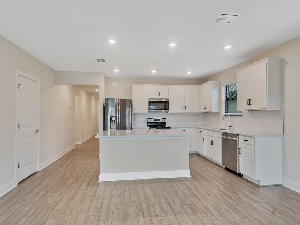 5288 Jasper Square, Vero Beach, FL 32967 Photo