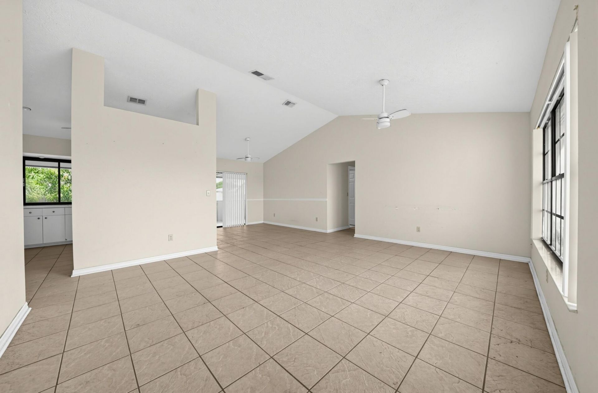 3109 SE Mall Terrace, Port Saint Lucie, FL 34984 Photo