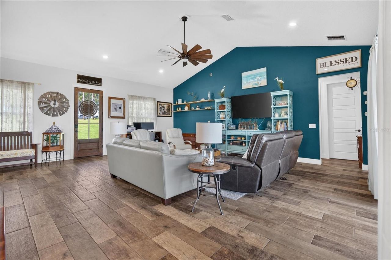 10412 Woodland Hills Court, Howey in the Hills, FL 34737 Photo