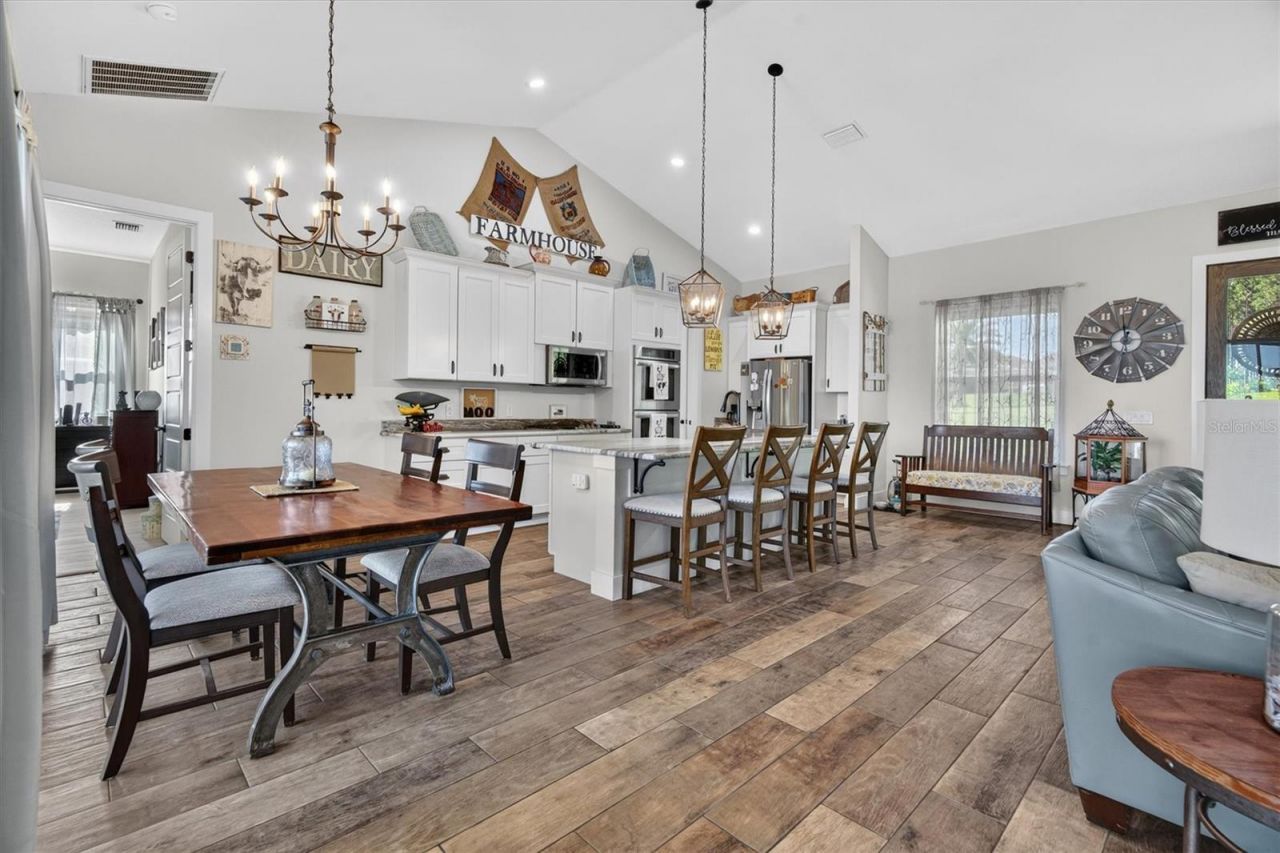 10412 Woodland Hills Court, Howey in the Hills, FL 34737 Photo
