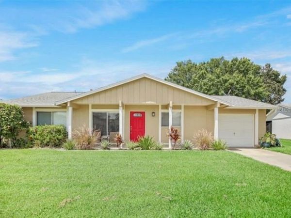10526 LINGER LANE , ORLANDO, FL 32821