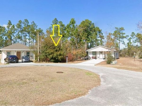 7205 Lake Suzzanne Way , Panama City, FL 32404
