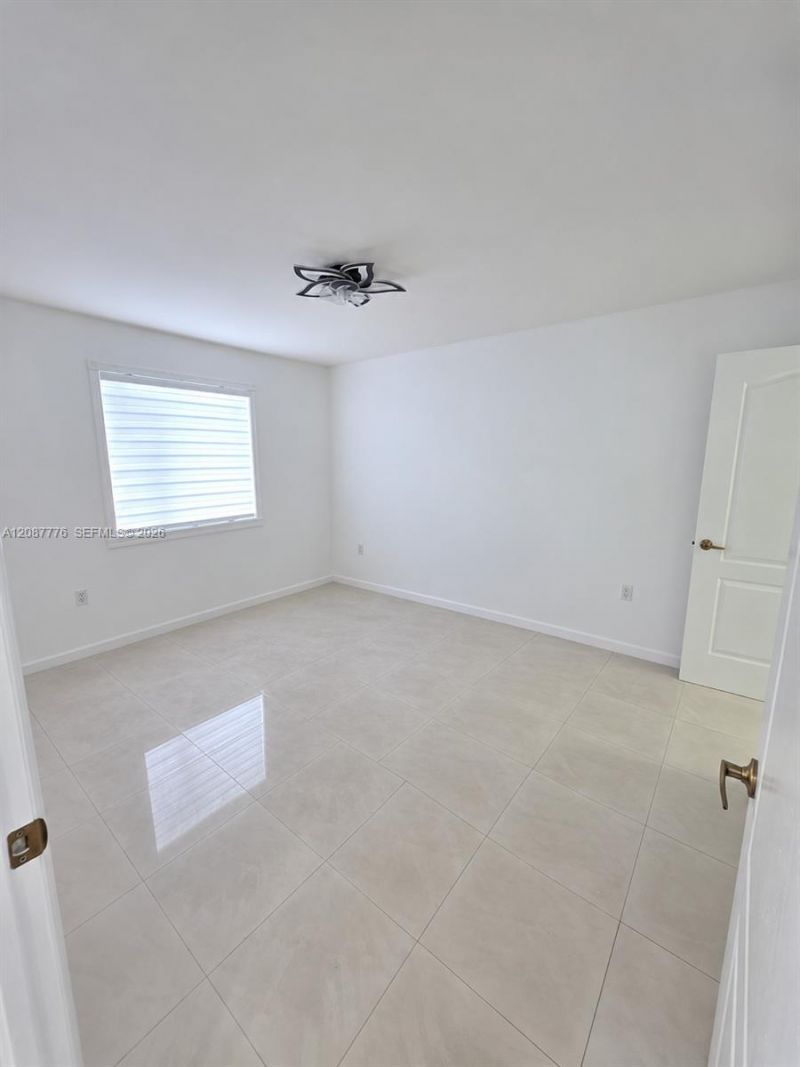 4691 NW 9th St, Unit 204, Miami, FL 33126 Photo