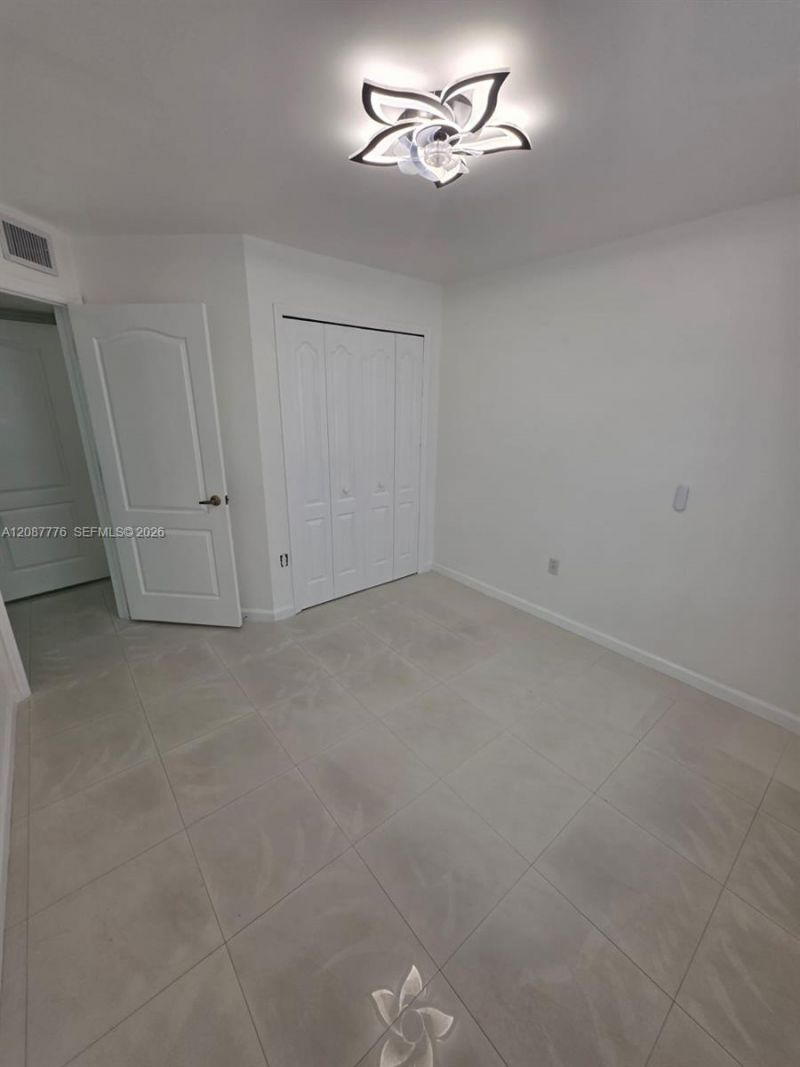 4691 NW 9th St, Unit 204, Miami, FL 33126 Photo