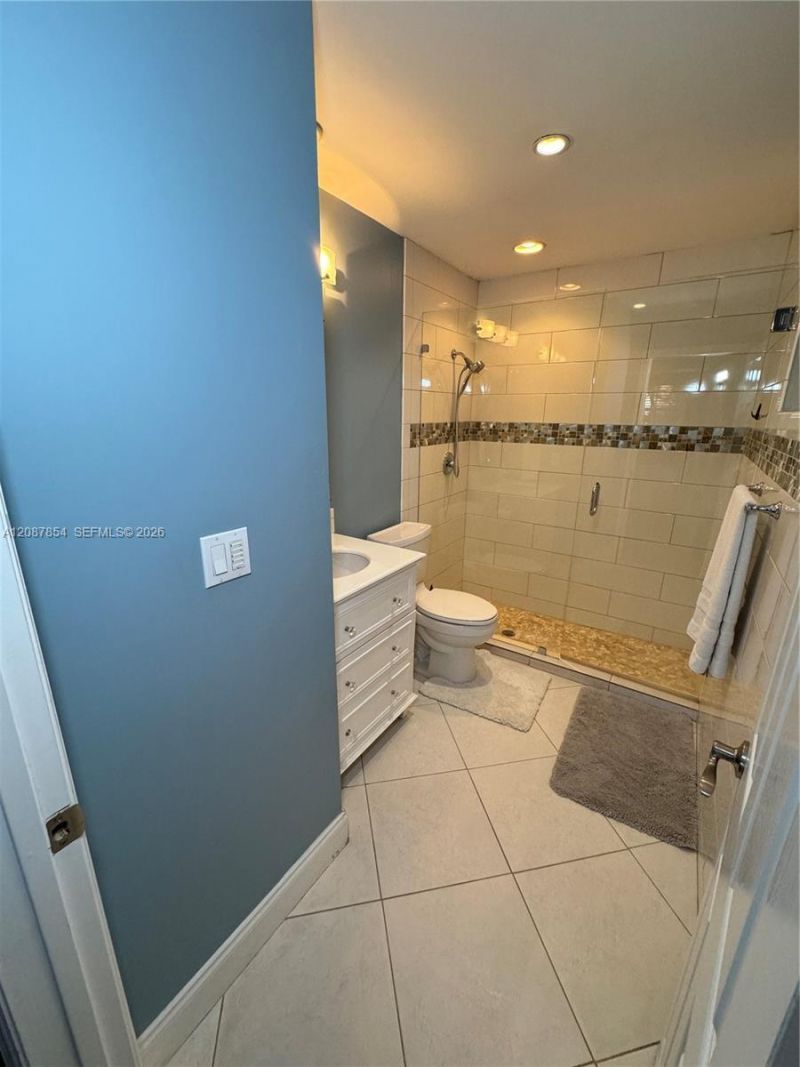 2448 Holly Ln, Unit ., Palm Beach Gardens, FL 33410 Photo