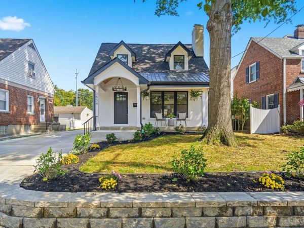 3834 Petoskey Avenue, Mariemont, OH 45227