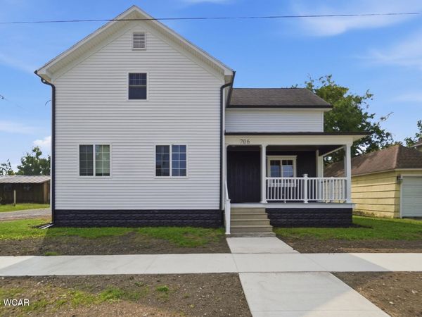 706 E Crawford Street, Van Wert, OH 45891