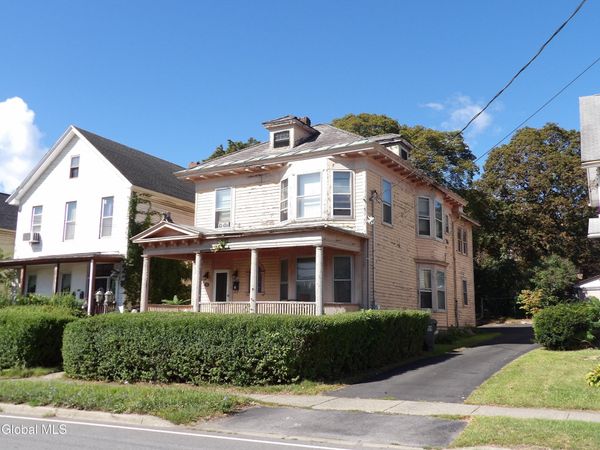 50 Saratoga Avenue, Waterford, NY 12188