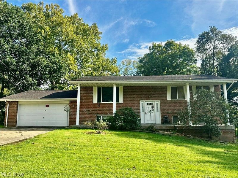 112 Berry Lane, Marietta, OH 45750 Photo 1